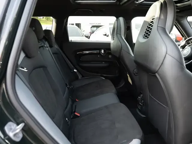 MINI John Cooper Works Clubman