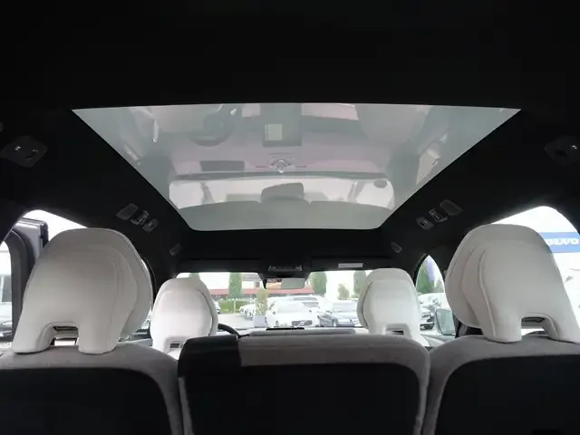 Volvo EX90