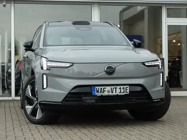Volvo EX90