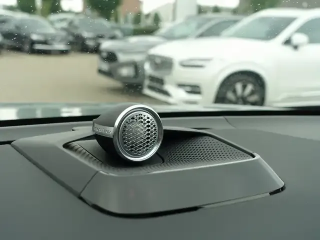 Volvo EX90
