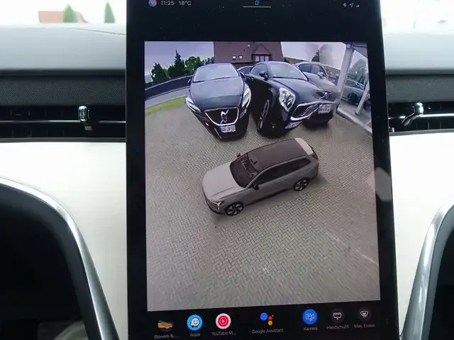 Volvo EX90