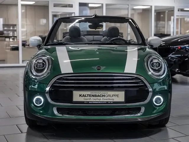 MINI Cooper Cabrio
