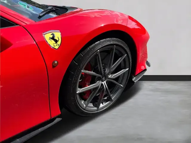 Ferrari 488