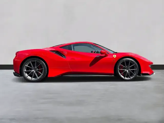 Ferrari 488