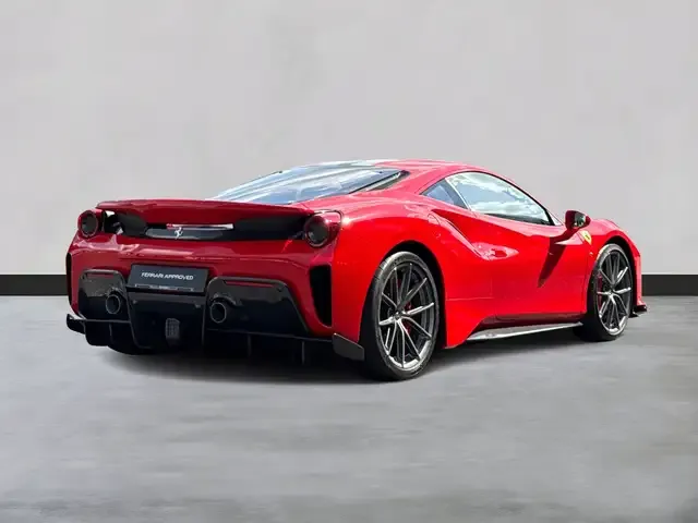 Ferrari 488