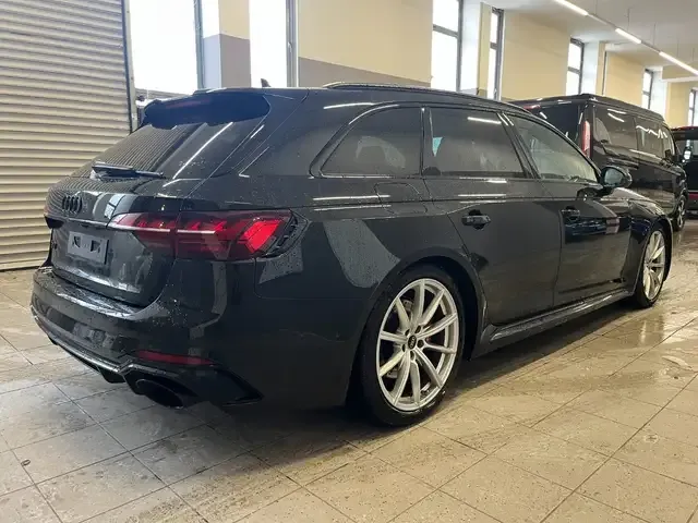 Audi RS4