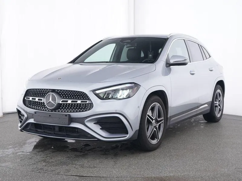 Mercedes-Benz GLA 200