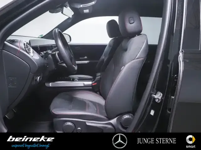 Mercedes-Benz EQB 300