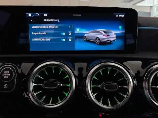 Mercedes-Benz CLA 200