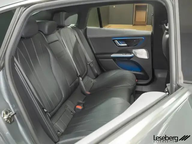 Mercedes-Benz EQE 350