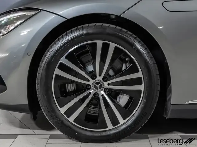 Mercedes-Benz EQE 350