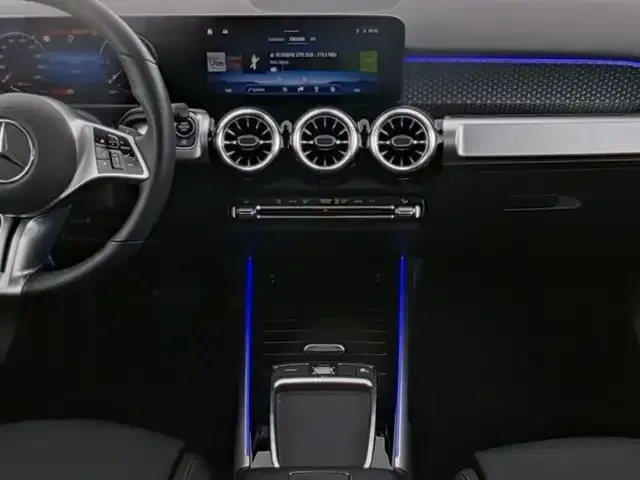 Mercedes-Benz GLB 200