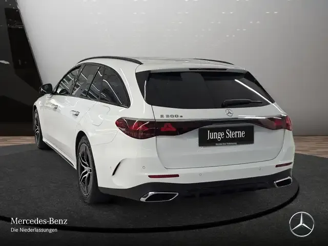 Mercedes-Benz E 300