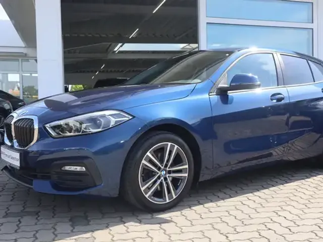 BMW 118