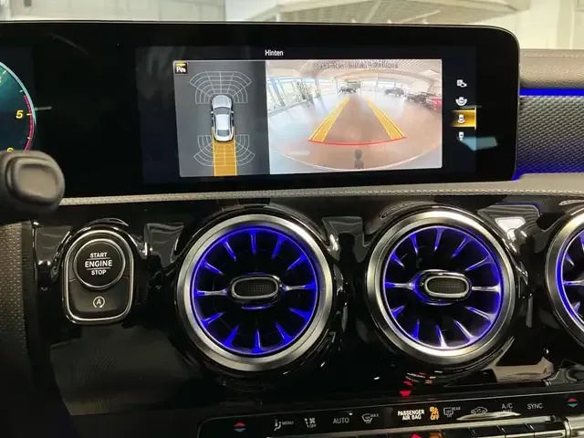 Mercedes-Benz CLA 220