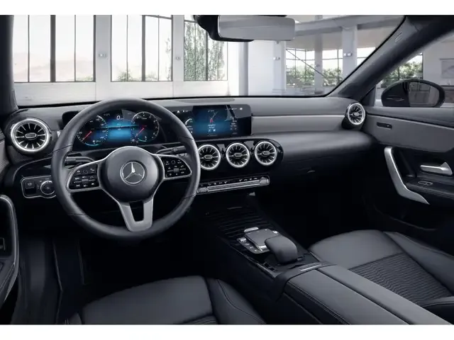Mercedes-Benz CLA 220