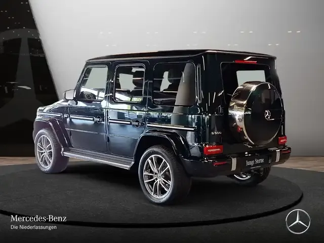 Mercedes-Benz G 500