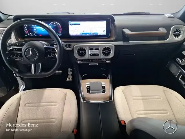 Mercedes-Benz G 500
