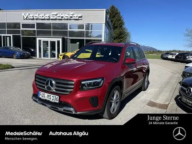 Mercedes-Benz GLB 200