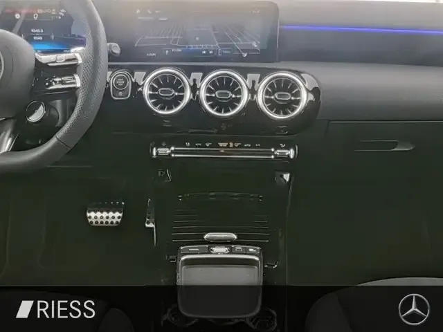 Mercedes-Benz A 35 AMG