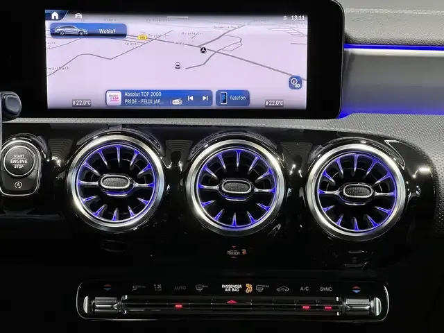 Mercedes-Benz CLA 180