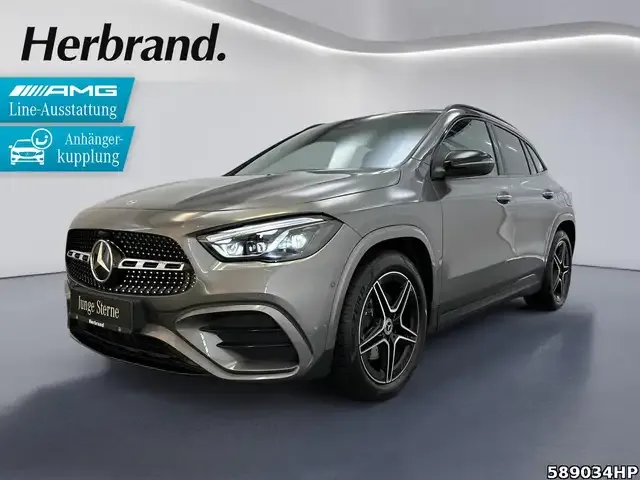 Mercedes-Benz GLA 200
