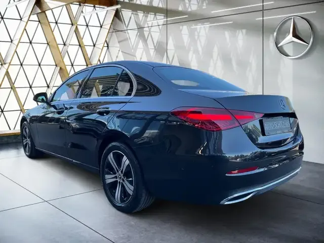 Mercedes-Benz C 180