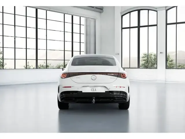 Mercedes-Benz CLA 350