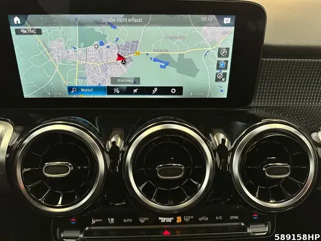 Mercedes-Benz GLB 200