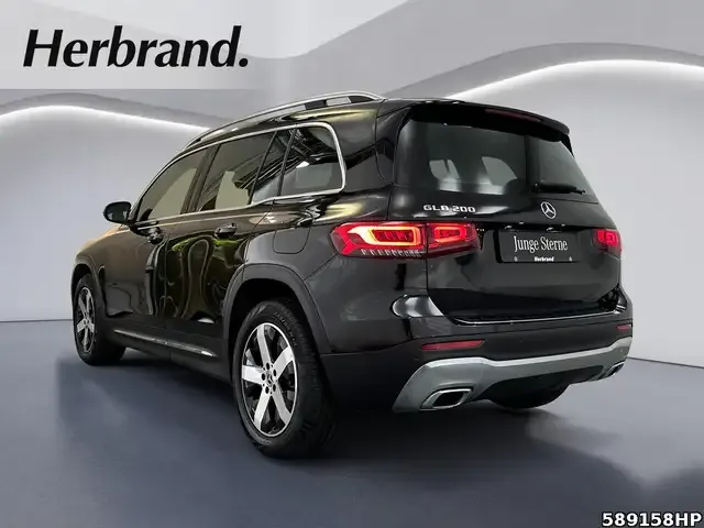 Mercedes-Benz GLB 200
