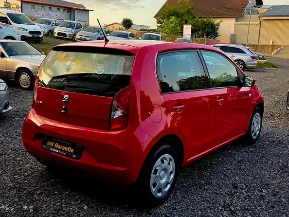 SEAT Mii