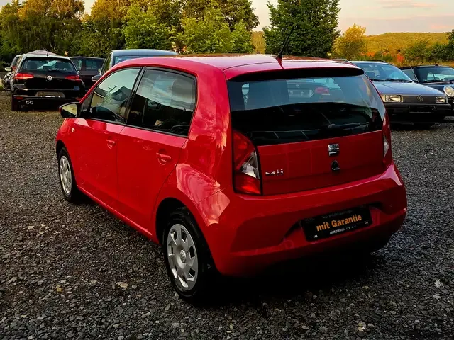 SEAT Mii