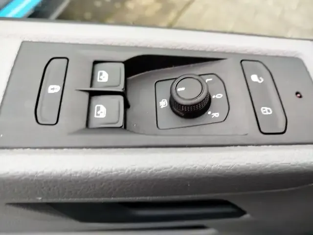 Volkswagen T6.1 California