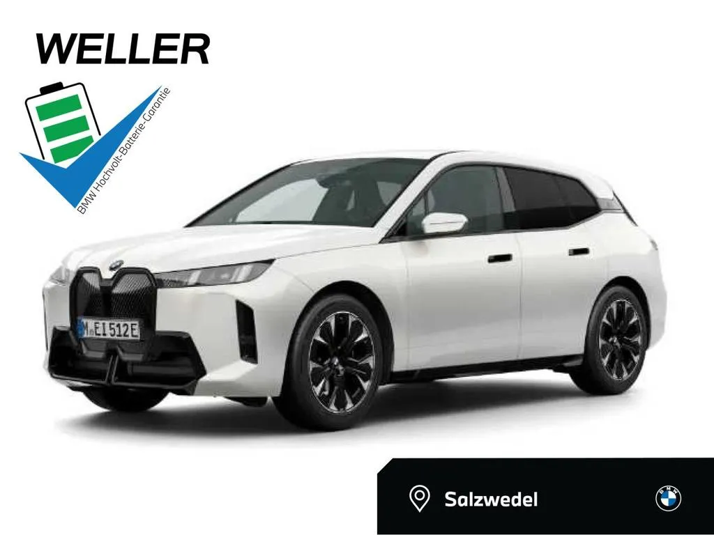 BMW iX