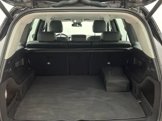 Mercedes-Benz EQB 250