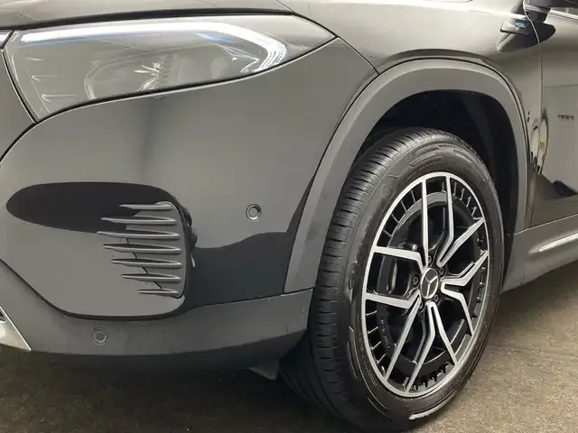 Mercedes-Benz EQB 250