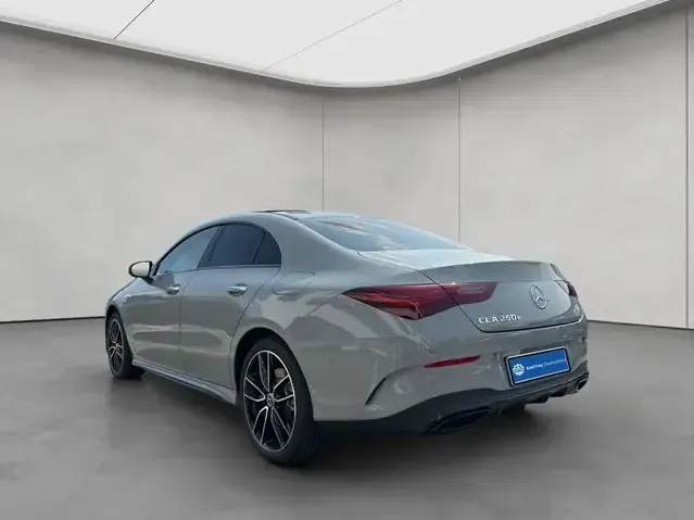 Mercedes-Benz CLA 250