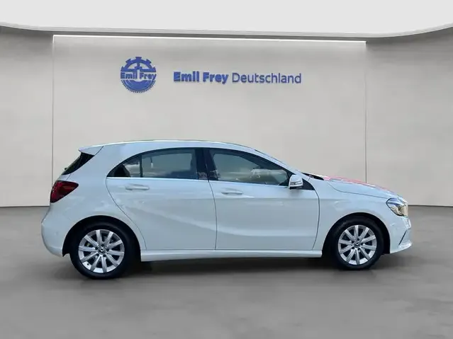 Mercedes-Benz A 180
