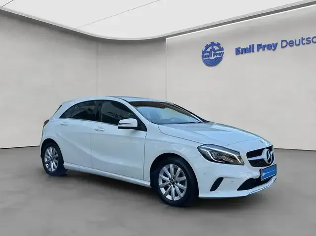 Mercedes-Benz A 180