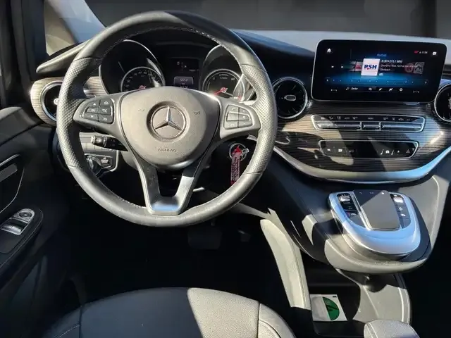 Mercedes-Benz EQV 300