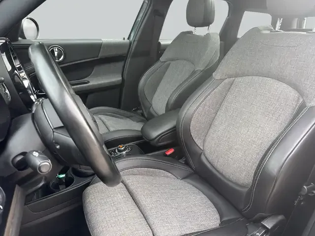 MINI Cooper D Countryman