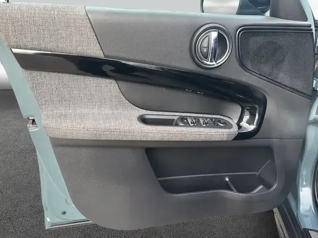 MINI Cooper D Countryman