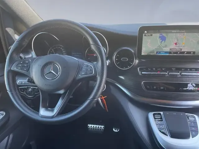 Mercedes-Benz V 250