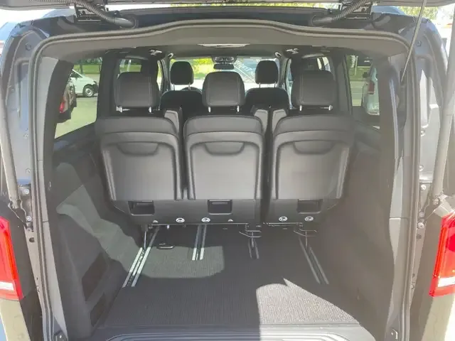 Mercedes-Benz V 250