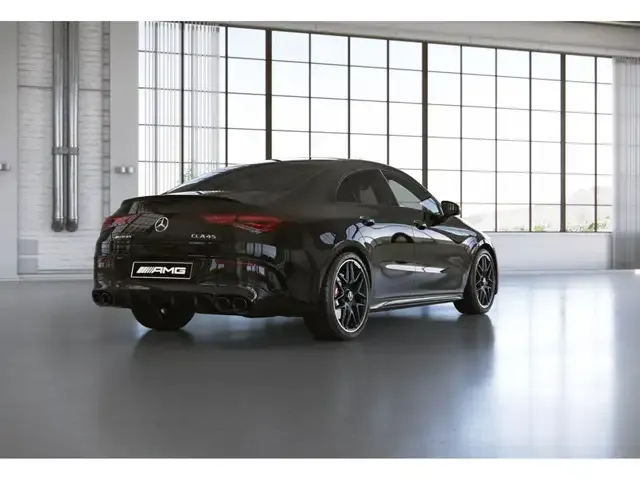 Mercedes-Benz CLA 45 AMG