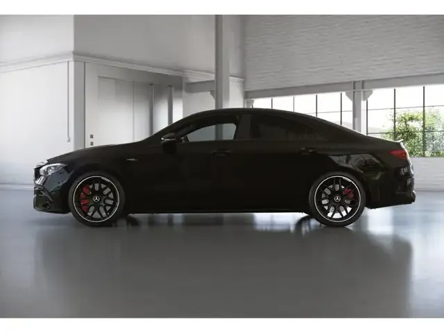 Mercedes-Benz CLA 45 AMG