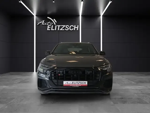 Audi SQ8