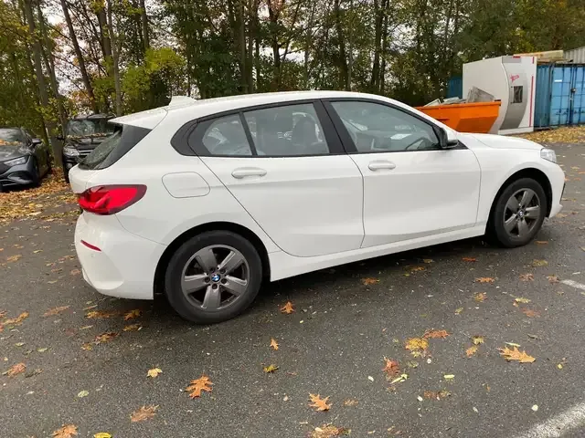 BMW 118