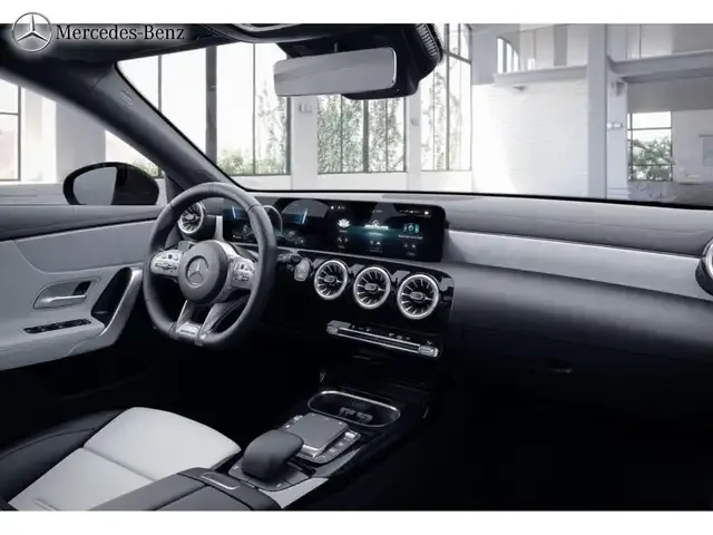 Mercedes-Benz CLA 35 AMG