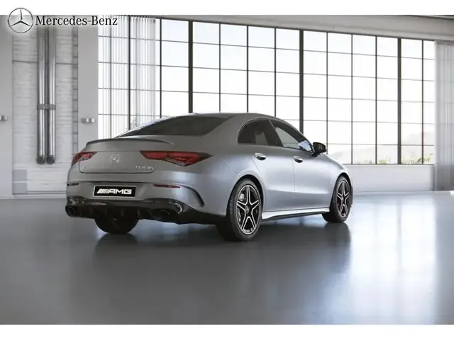Mercedes-Benz CLA 35 AMG